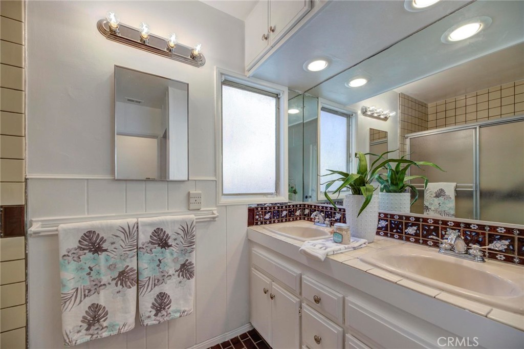 2854 El Dorado Street