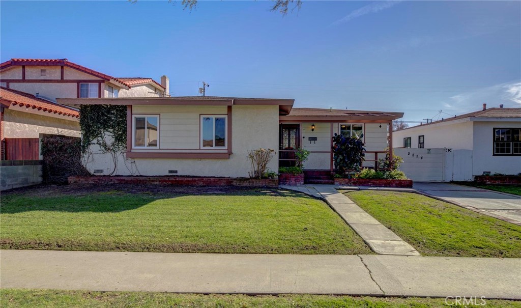 2854 El Dorado Street