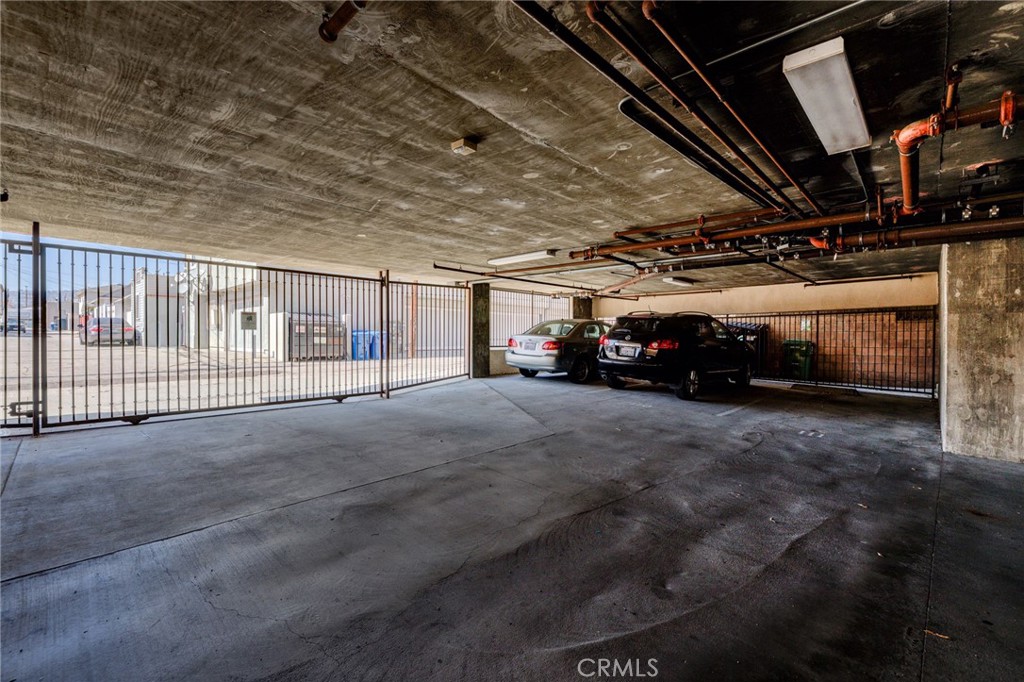 815 S Grand Avenue 10