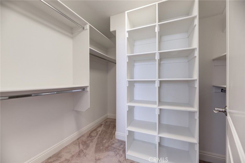 815 S Grand Avenue 10