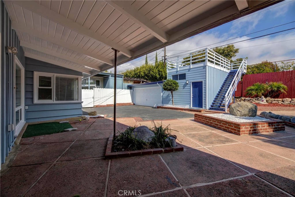 3414 S Centinela Avenue