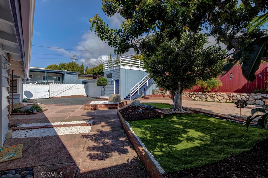 3414 S Centinela Avenue