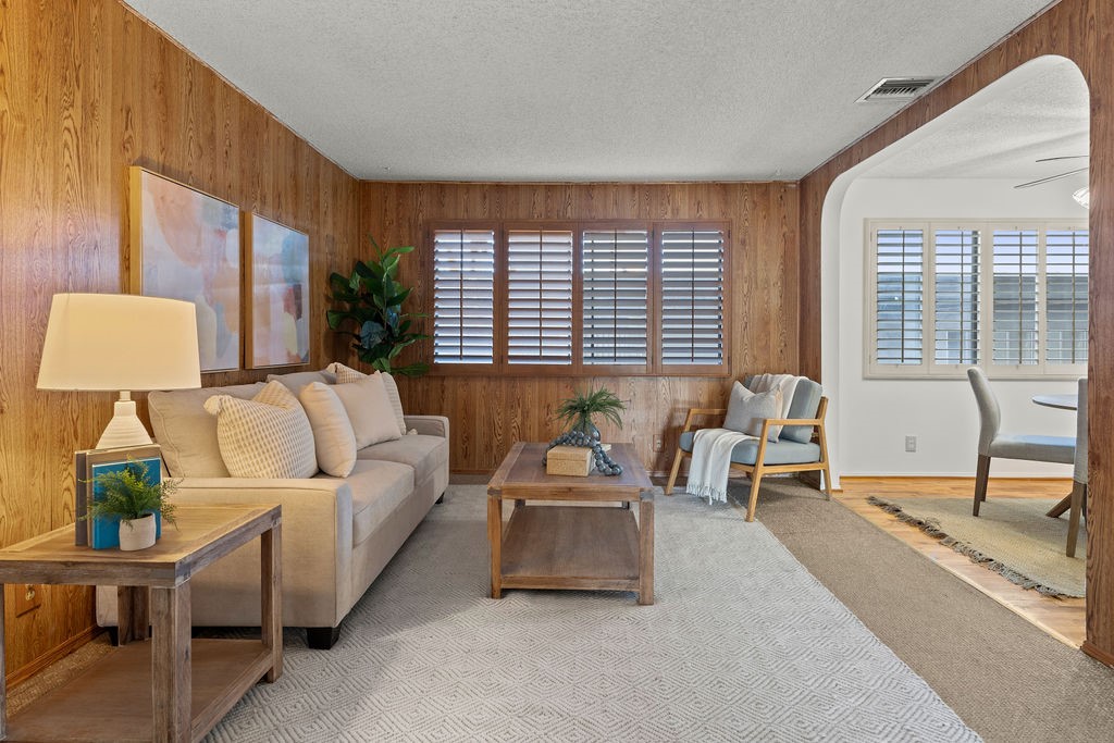 1150 W 13th Street 204