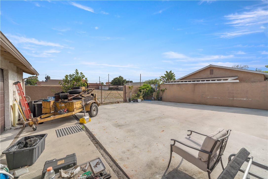 22118 Avalon Boulevard