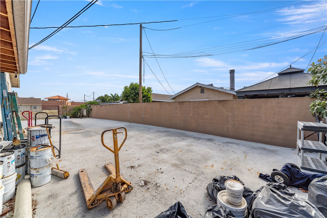 22118 Avalon Boulevard