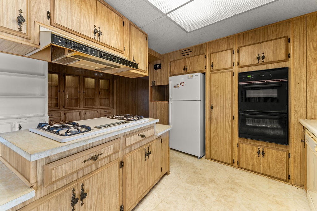 1065 Lomita Boulevard 97