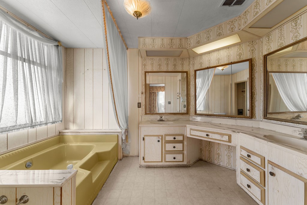 1065 Lomita Boulevard 97