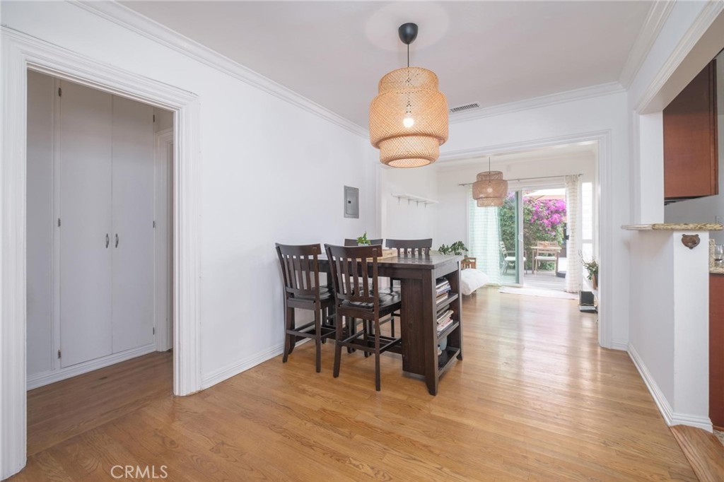 1974 Chariton Street