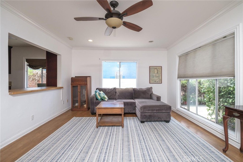 1974 Chariton Street