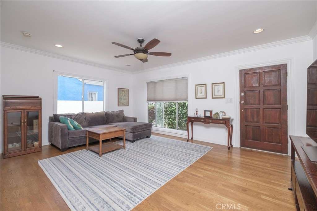 1974 Chariton Street