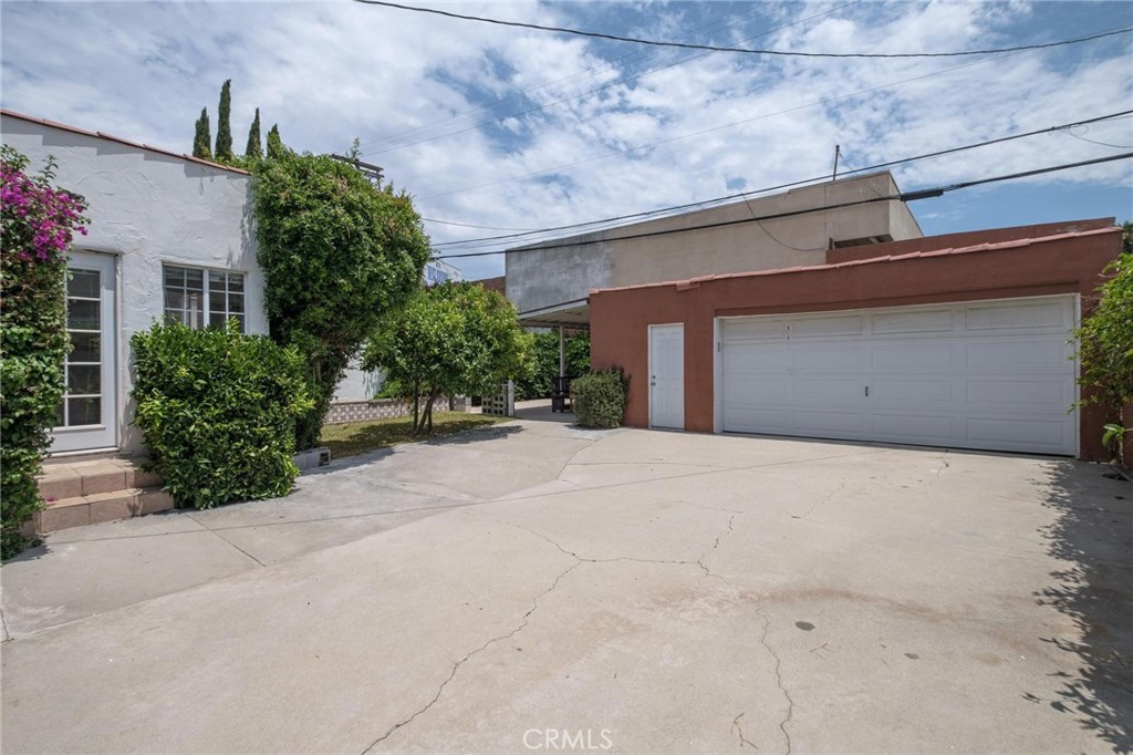 1974 Chariton Street