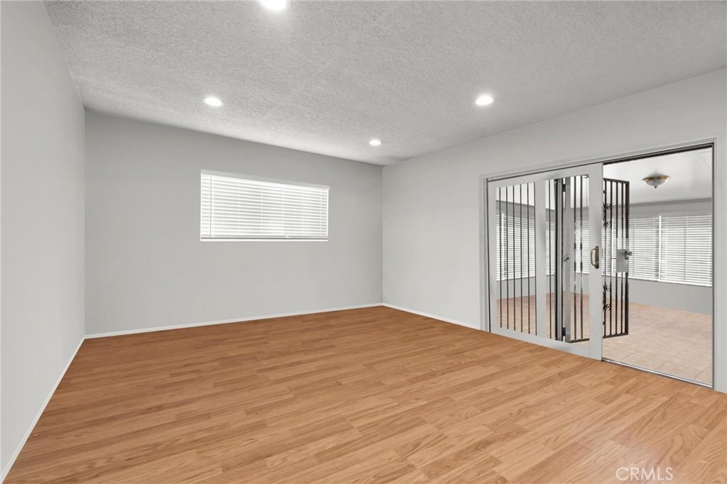 2616 W Billings Street