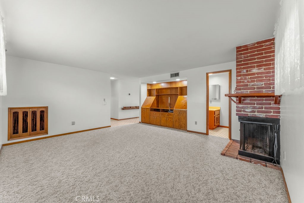 2915 W Carson Street