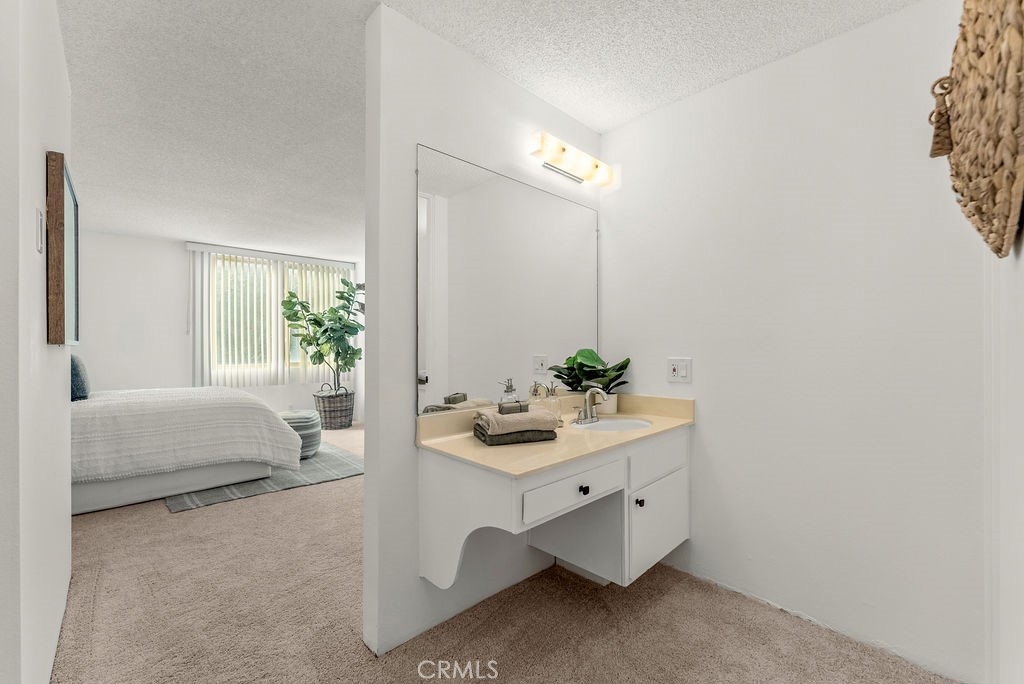 6542 Ocean Crest Drive C212