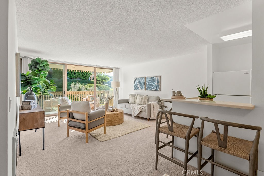 6542 Ocean Crest Drive C212