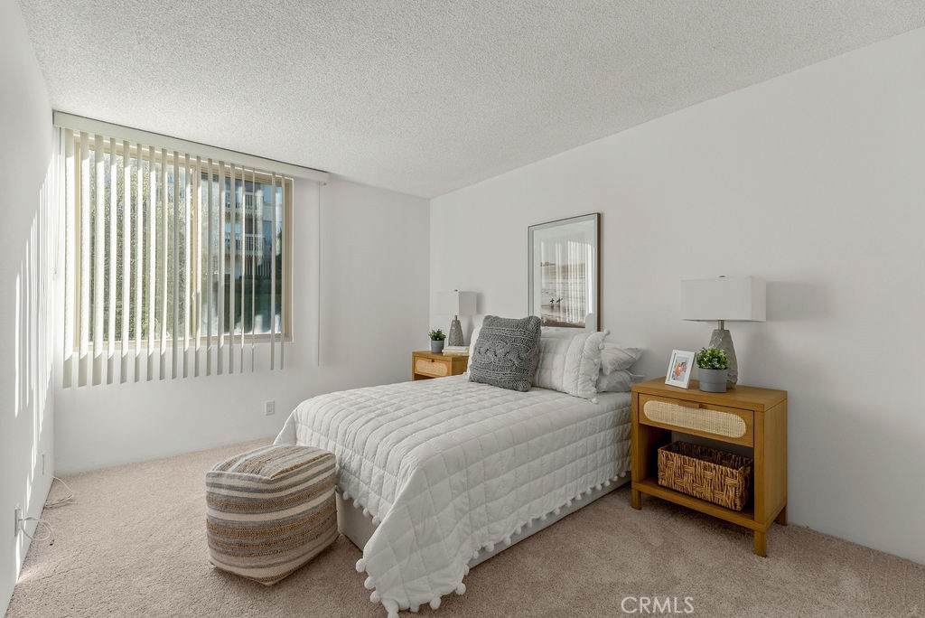 6542 Ocean Crest Drive C212