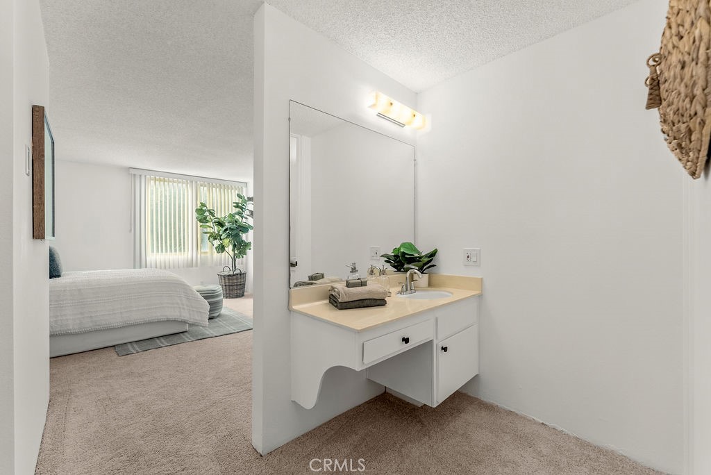 6542 Ocean Crest Drive C212