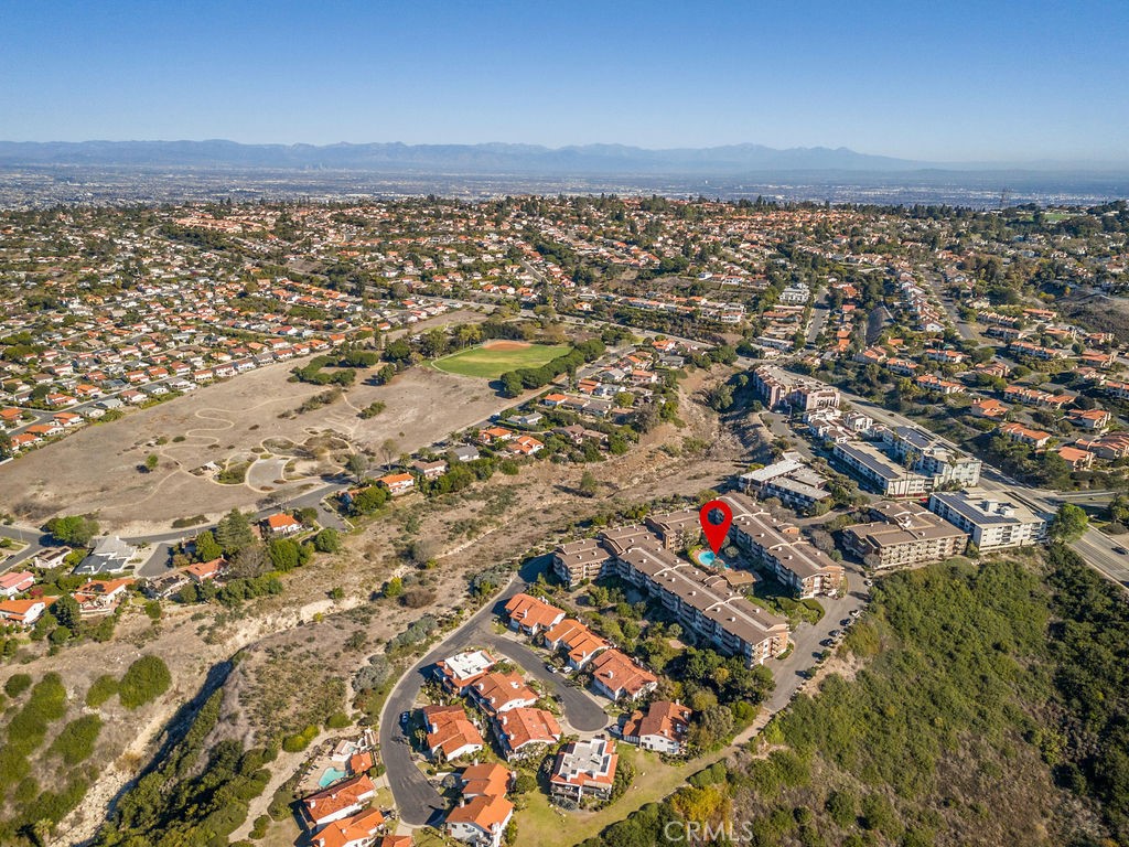 6542 Ocean Crest Drive C212