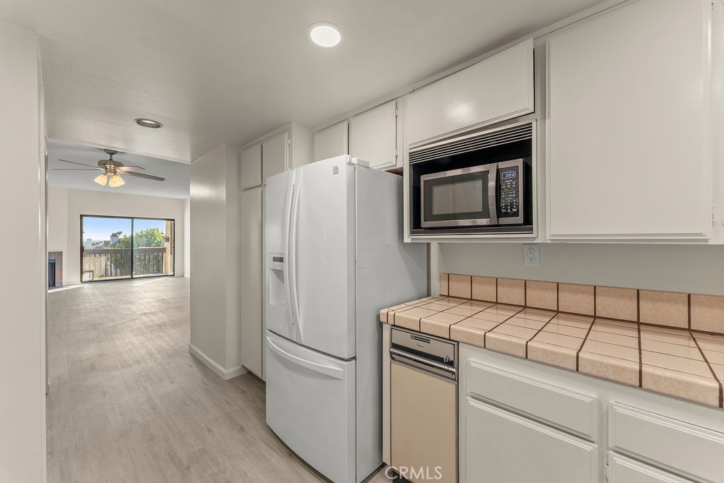 1460 E Willow Street 302