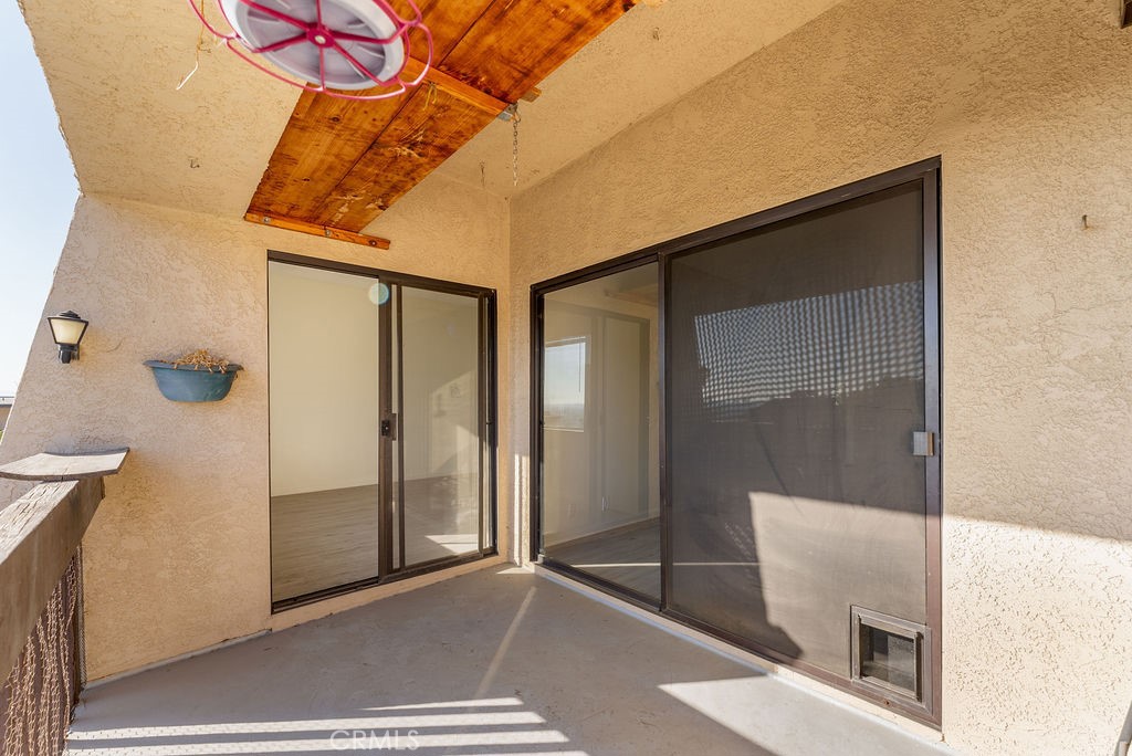 1460 E Willow Street 302