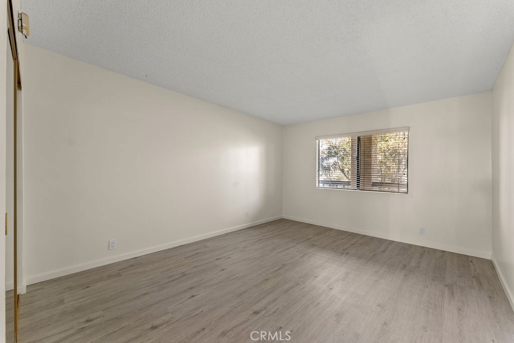 1460 E Willow Street 302