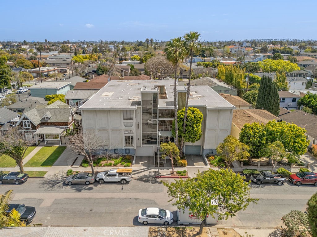 334 Gladys Avenue 103