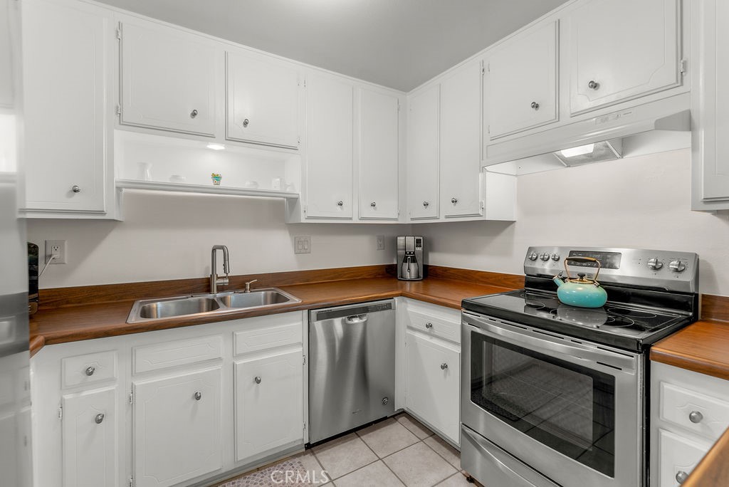 334 Gladys Avenue 103