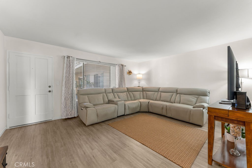 334 Gladys Avenue 103