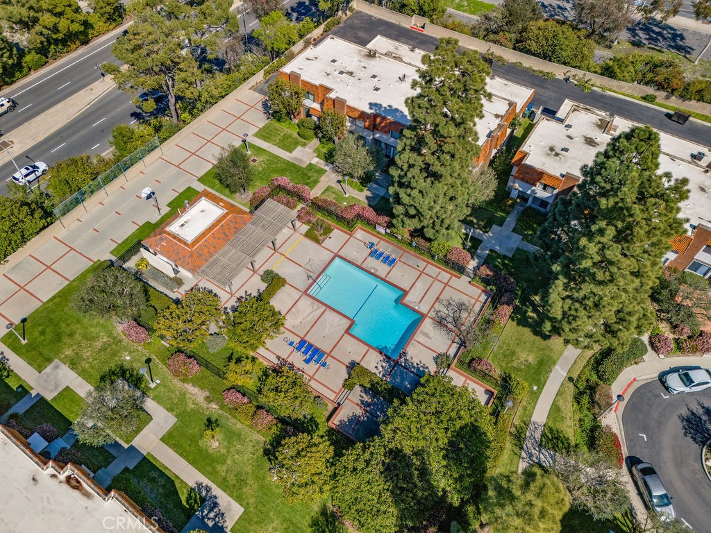 27926 Ridgebluff Court