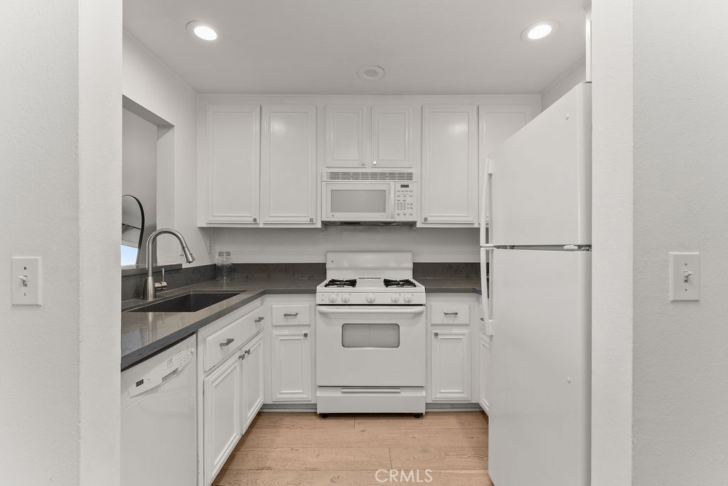 1145 Roswell Avenue 8A