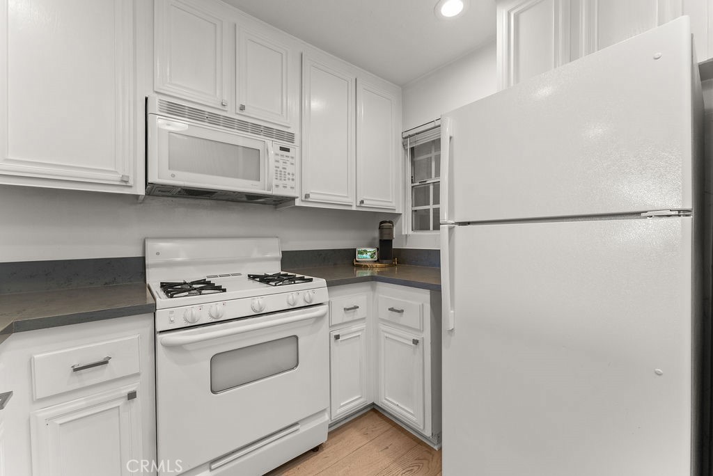 1145 Roswell Avenue 8A