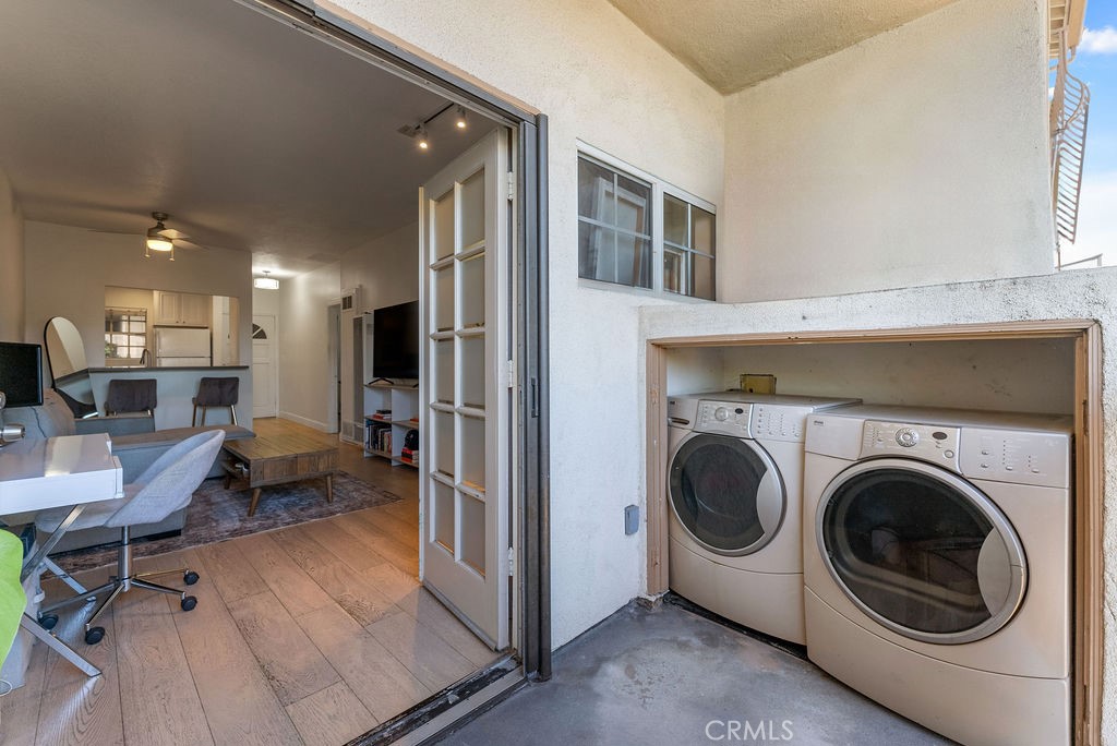 1145 Roswell Avenue 8A