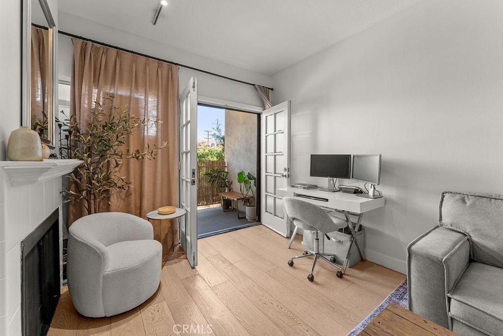 1145 Roswell Avenue 8A