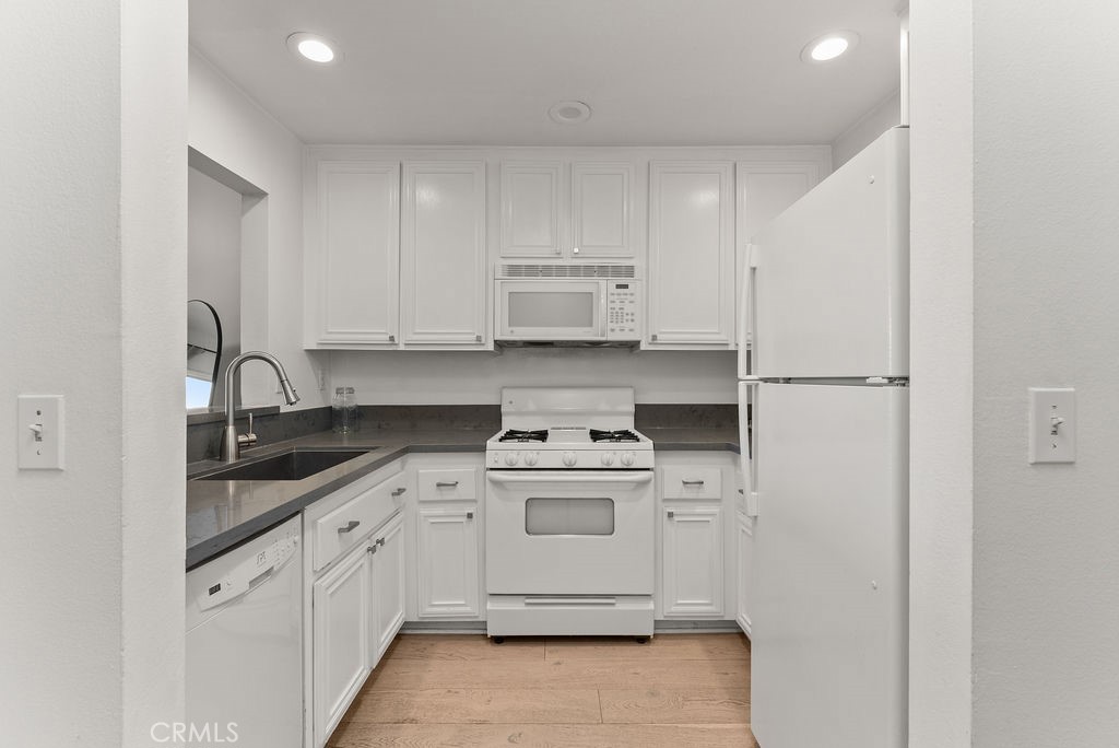 1145 Roswell Avenue 8A