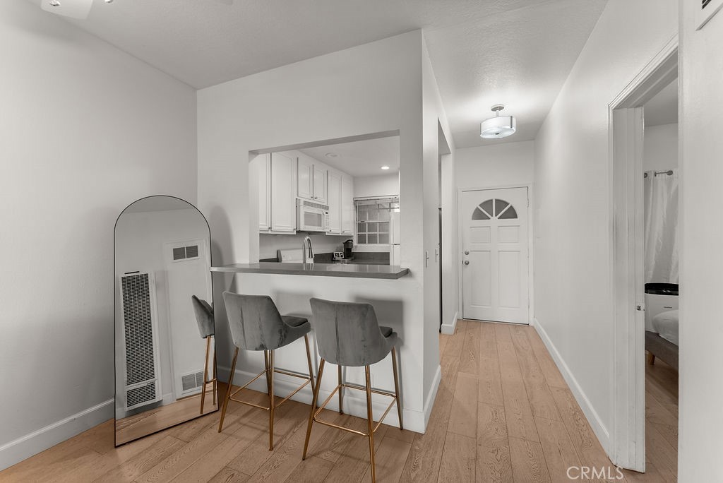 1145 Roswell Avenue 8A