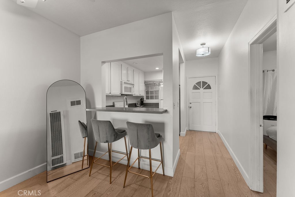 1145 Roswell Avenue 8A