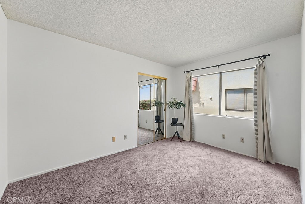 41806 Jupiter Hills Court