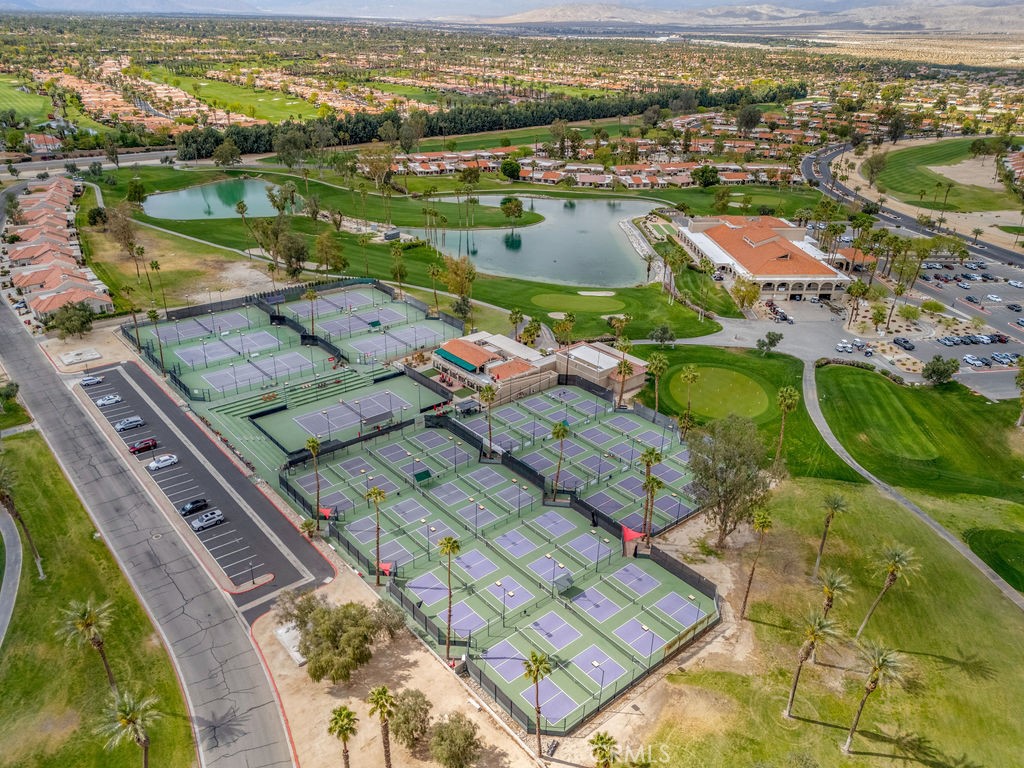 41806 Jupiter Hills Court
