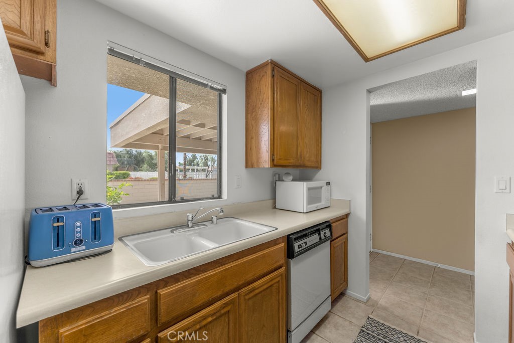 41806 Jupiter Hills Court