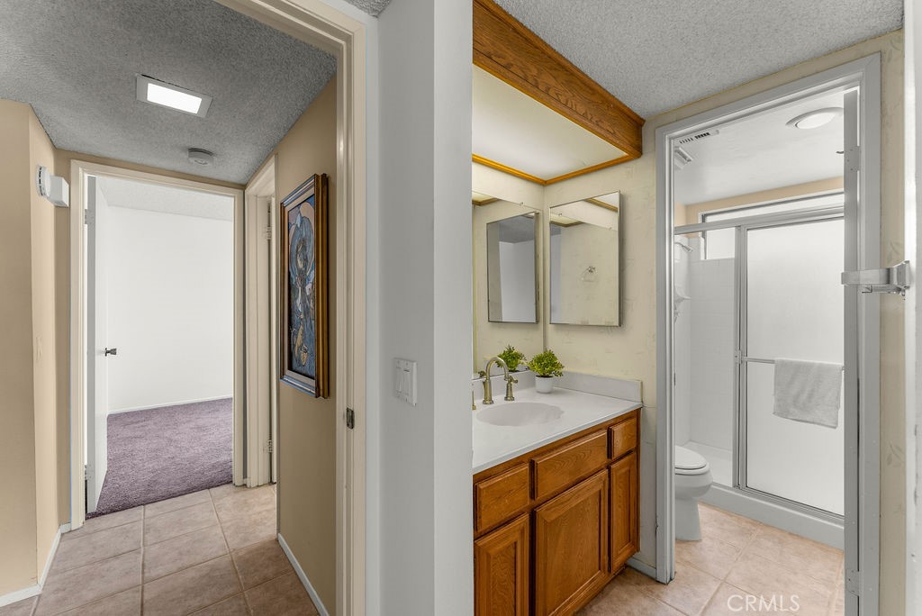 41806 Jupiter Hills Court