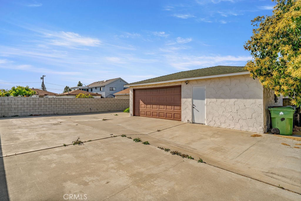 1611 Bay View Avenue