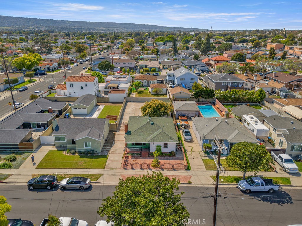 1611 Bay View Avenue