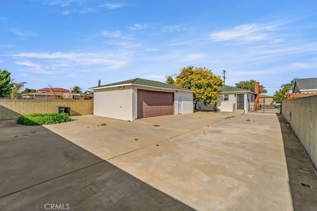 1611 Bay View Avenue