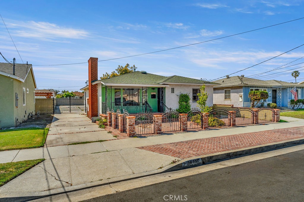 1611 Bay View Avenue