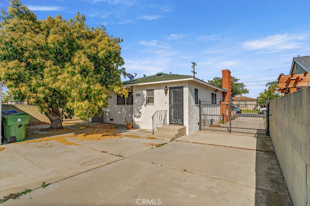 1611 Bay View Avenue