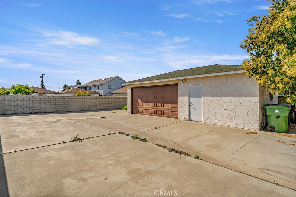 1611 Bay View Avenue