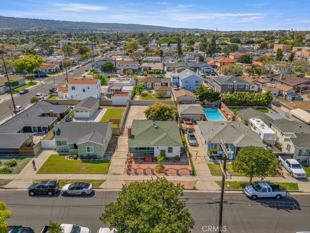 1611 Bay View Avenue