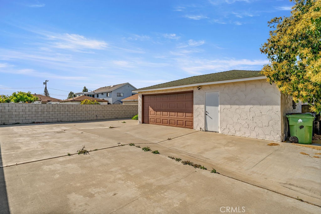 1611 Bay View Avenue