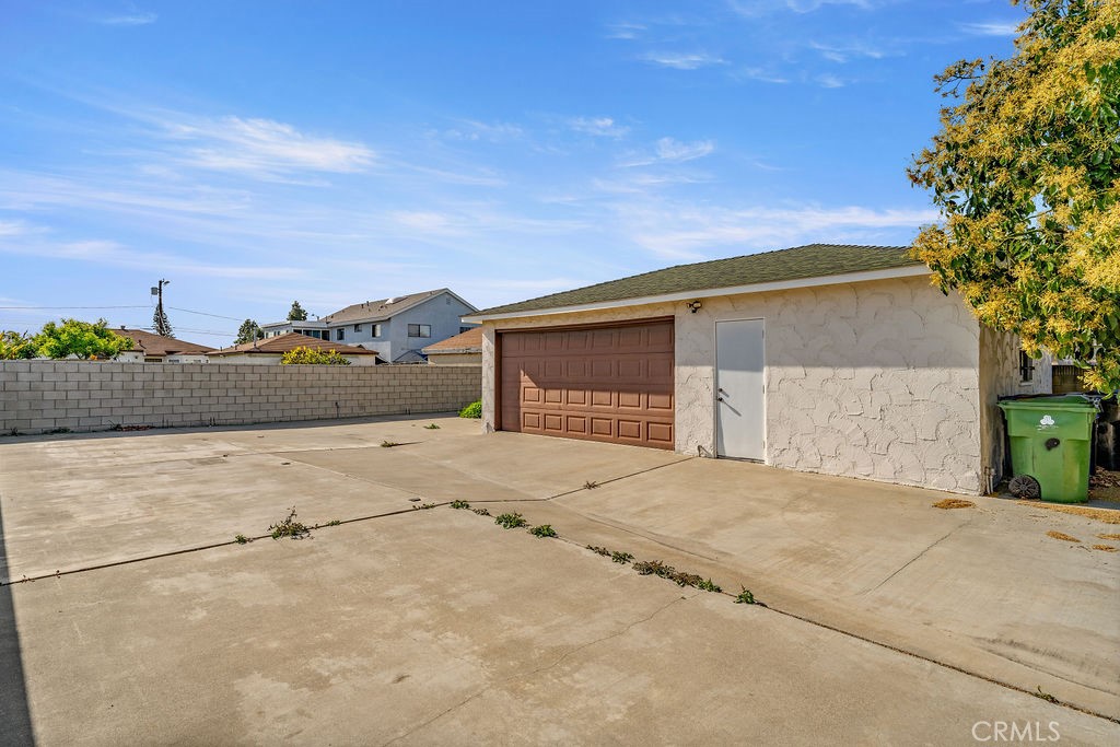 1611 Bay View Avenue