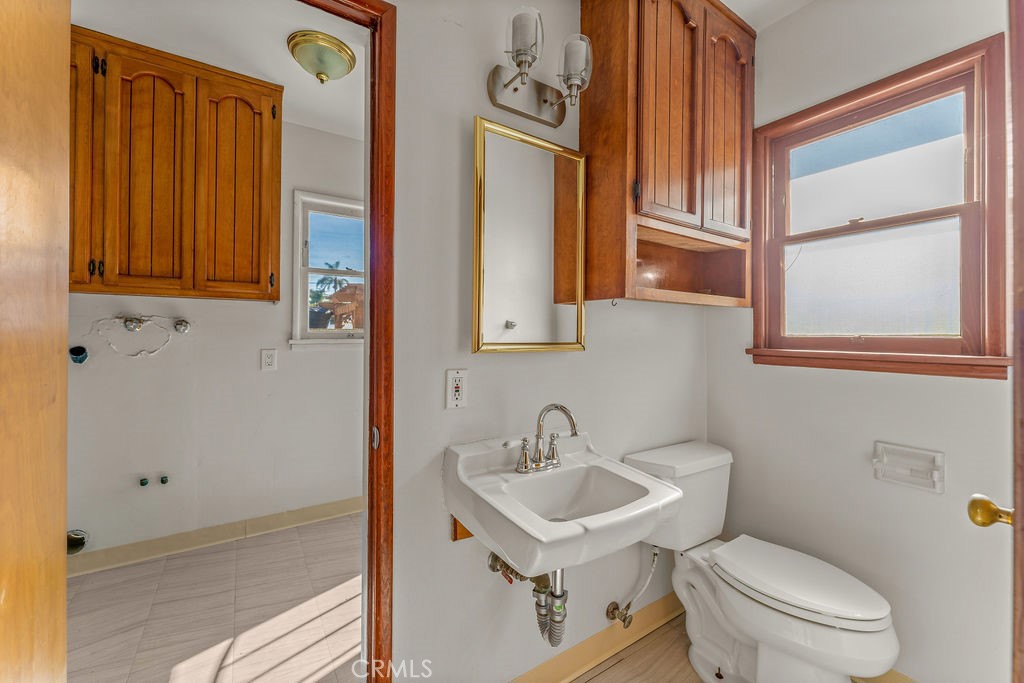 1611 Bay View Avenue